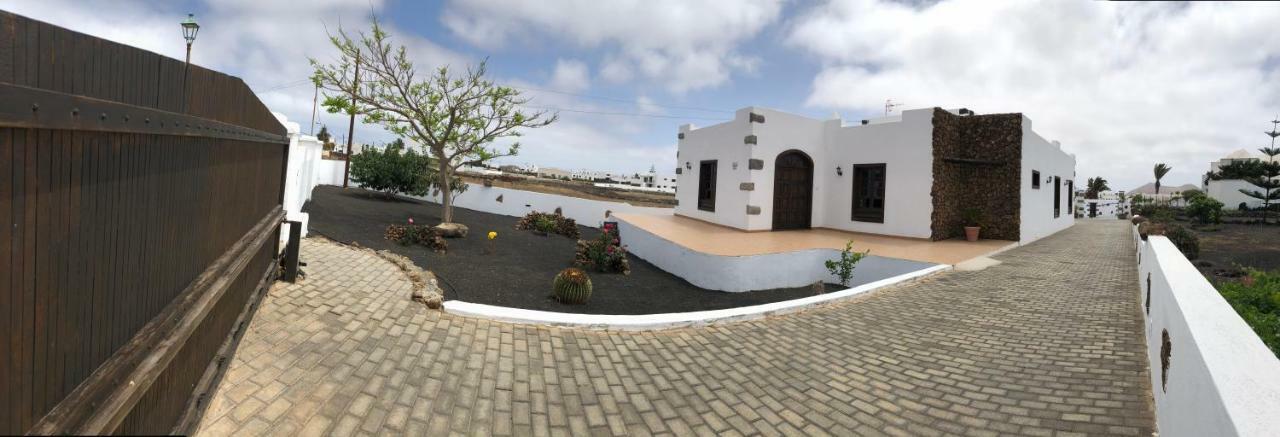Villa Eva Tinajo Buitenkant foto